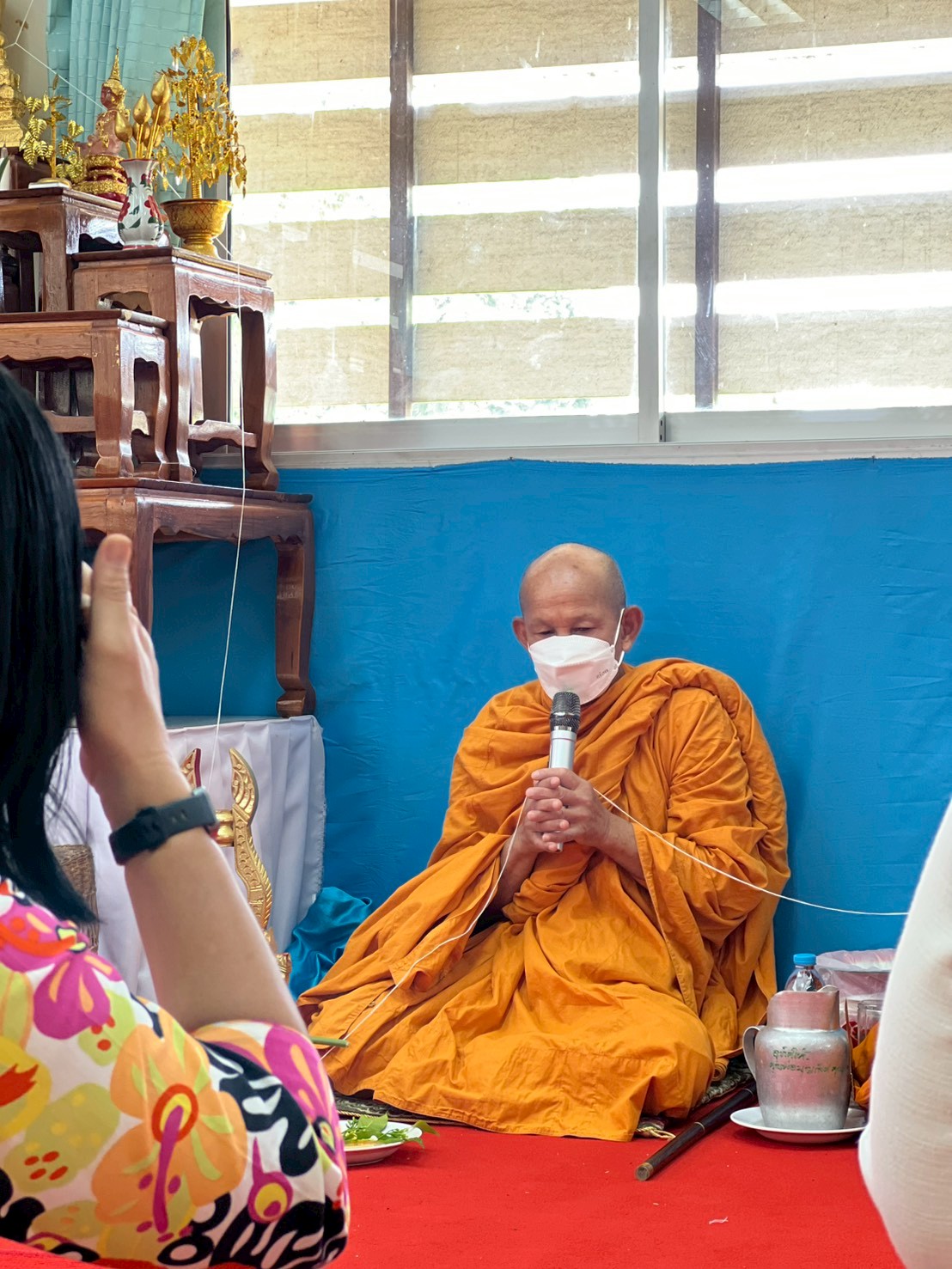 title - ส.ป.ก. ยโสธร จัดพิธีเจริญพระพุทธมนต์ทำบุญถวายภัตตาหารเพลแด่พระสงฆ์ พิธีสักการะศาลเจ้าที่และสิ่งศักดิ์สิทธิ์ประจำสำนักงาน เนื่องในเทศกาลวันขึ้นปีใหม่ไทย